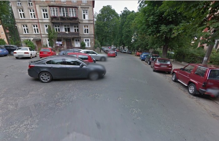 Stan sprzed malowania. Fot. Google Street View